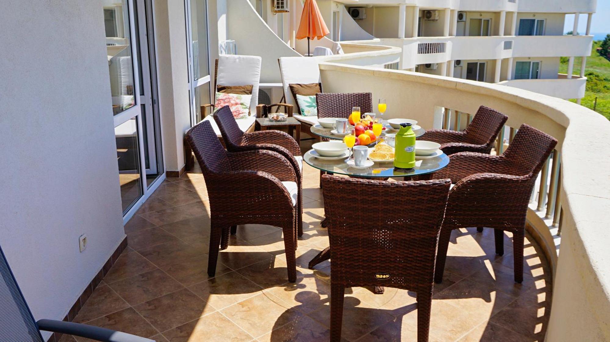 Апартаменти Сънбрийз - Sunbreeze Apartments Byala  Exterior foto