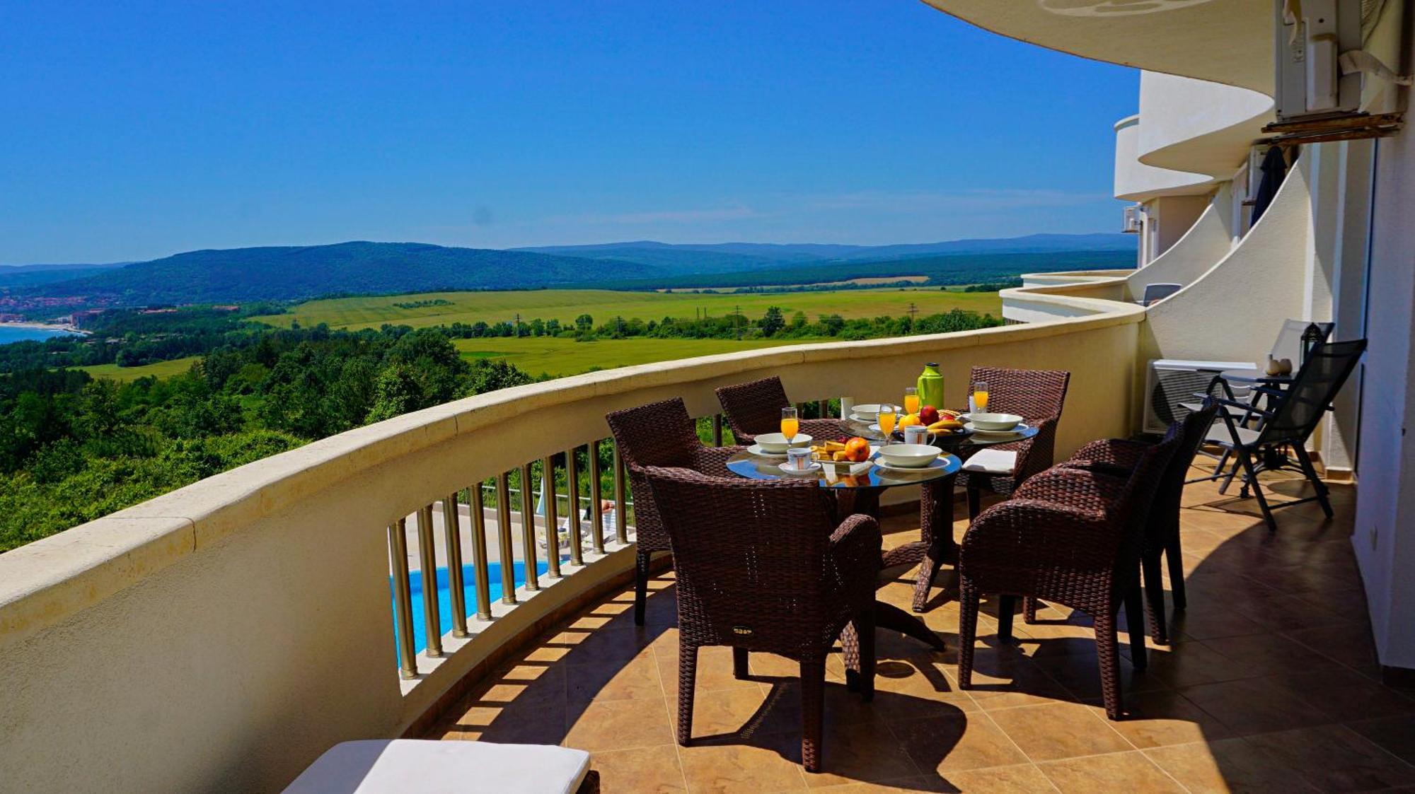 Апартаменти Сънбрийз - Sunbreeze Apartments Byala  Exterior foto