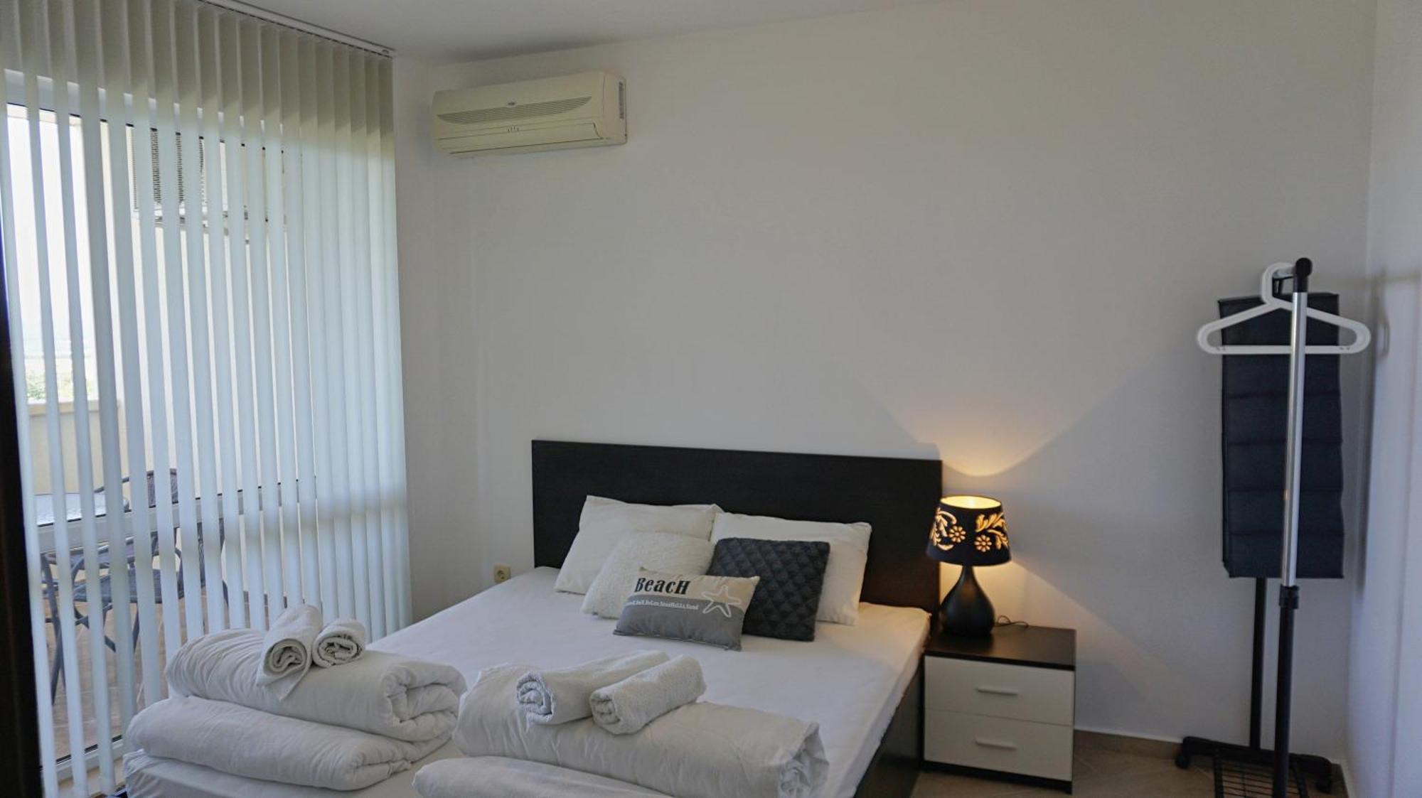 Апартаменти Сънбрийз - Sunbreeze Apartments Byala  Exterior foto